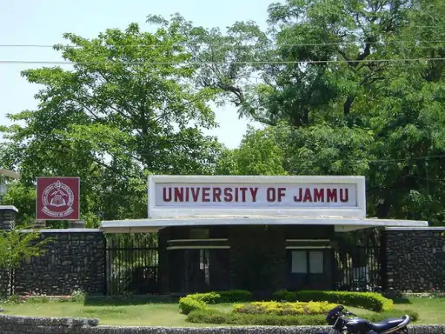 जम्मू विश्वविद्यालय में सिलेबस विवाद: मोहम्मद अली जिन्ना से जुड़े टॉपिक्स हटाने की सिफारिश