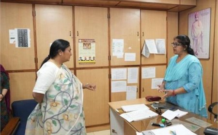 दिल्ली में सख्ती: मुख्यमंत्री रेखा गुप्ता का व्यापार एवं कर विभाग पर औचक निरीक्षण, अधिकारियों में मचा हड़कंप