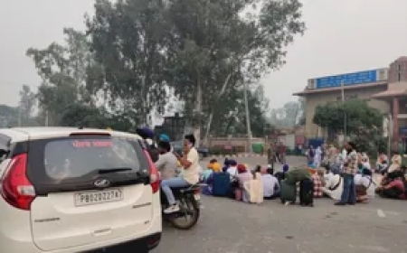 अटारी-बाघा बॉर्डर पर रुका श्रद्धालुओं का जत्था—धार्मिक आस्था और कूटनीतिक बाधाओं के बीच बढ़ा तनाव