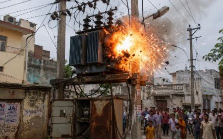 पानीपत में ट्रांसफॉर्मर ब्लास्ट: छत पर खेल रहे 3 बच्चे झुलसे, इलाके में दहशत