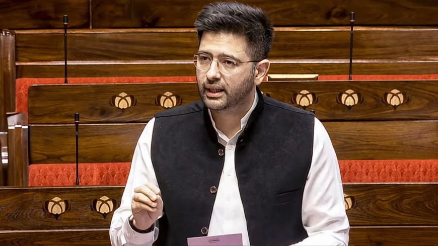 AAP में बड़ा बदलाव: राघव चड्ढा राज्यसभा उपनेता पद से हटाए गए, पार्टी में हलचल तेज
