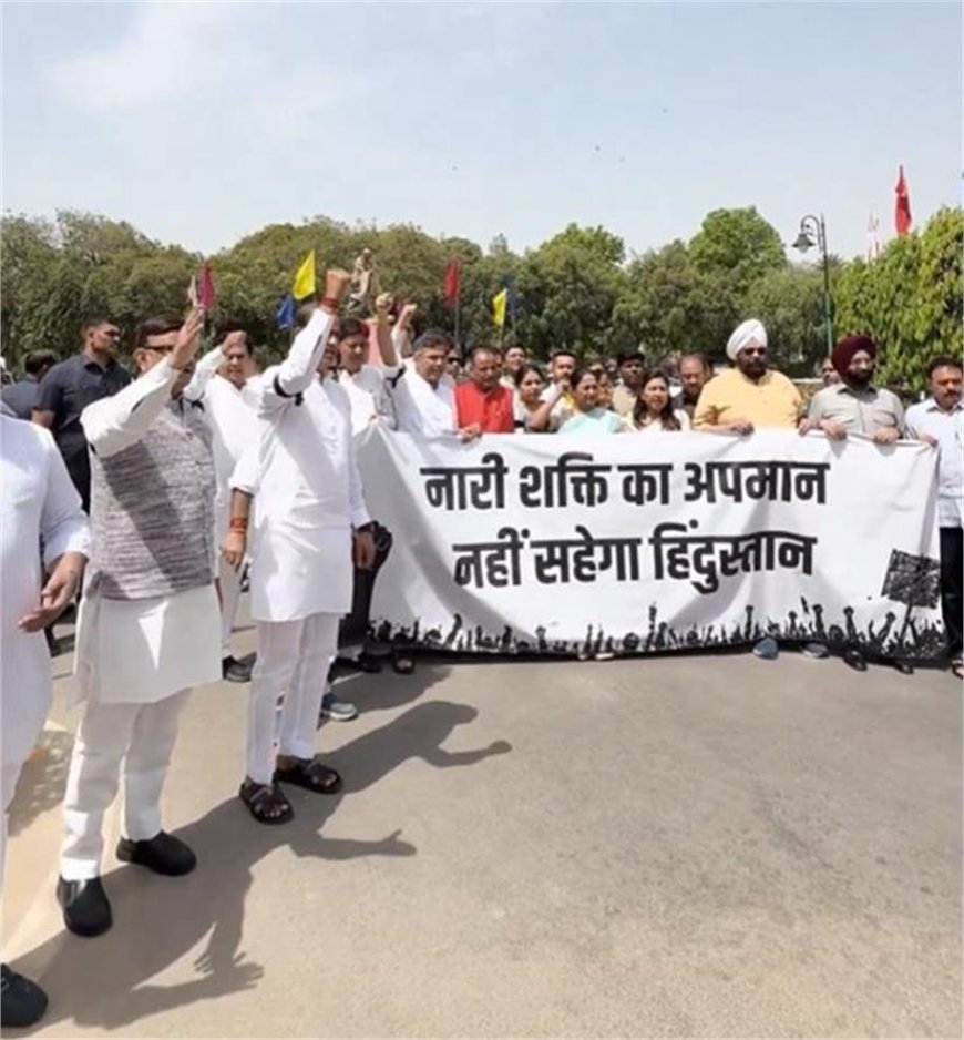 महिला आरक्षण बिल पर सियासी संग्राम: विधानसभा में CM रेखा गुप्ता और BJP विधायकों का जोरदार प्रदर्शन