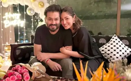 ‘धुरंधर’ की कामयाबी के बाद भी ज़मीन से जुड़े रहे आदित्य धर, सादगी ने जीता दिल