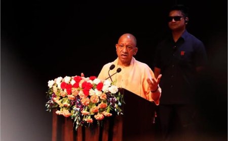 राहत कार्यों में तेजी लाने के निर्देश: जिलाधिकारी फील्ड में रहकर करें समन्वय — सीएम योगी आदित्यनाथ