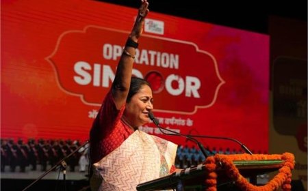 ऑपरेशन सिंदूर की पहली वर्षगांठ पर भावुक हुआ देश, CM रेखा गुप्ता ने शहीद वीरों को किया नमन