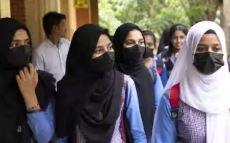 कर्नाटक सरकार का बड़ा फैसला: स्कूलों में हिजाब, पगड़ी, जनेऊ और रुद्राक्ष पहनने पर नहीं होगी रोक
