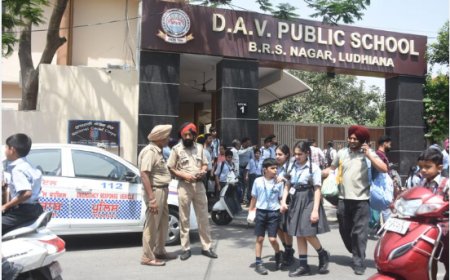 लुधियाना के नामी स्कूलों को बम से उड़ाने की धमकी, परीक्षा के दौरान मचा हड़कंप