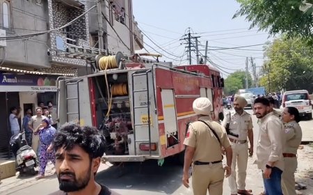 अमृतसर के रिहायशी इलाके में जोरदार धमाका, दो महिलाएं झुलसीं, इलाके में दहशत और अफरा-तफरी
