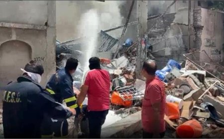 बहादुरगढ़ की फैक्ट्री में बायलर फटने से बड़ा हादसा, लेंटर गिरने से कई मजदूर दबे; राहत-बचाव अभियान जारी