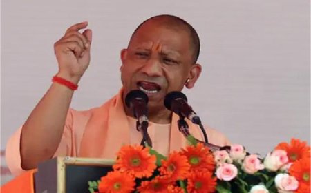 GST कलेक्शन में यूपी बना नंबर-1: CM योगी ने अधिकारियों को दिए पारदर्शिता और व्यापारी सम्मान के निर्देश