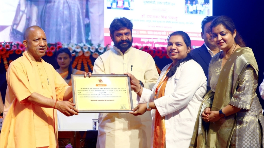 UPPSC-UPSSSC चयनित अभ्यर्थियों को CM योगी ने बांटे नियुक्ति पत्र, बोले- स्पष्ट नीति से तेजी से मिलते हैं परिणाम