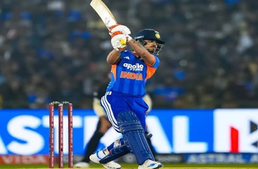 IPL में ईशान किशन का तूफानी अंदाज, लगातार 3 छक्के लगाकर पूरी की शानदार फिफ्टी