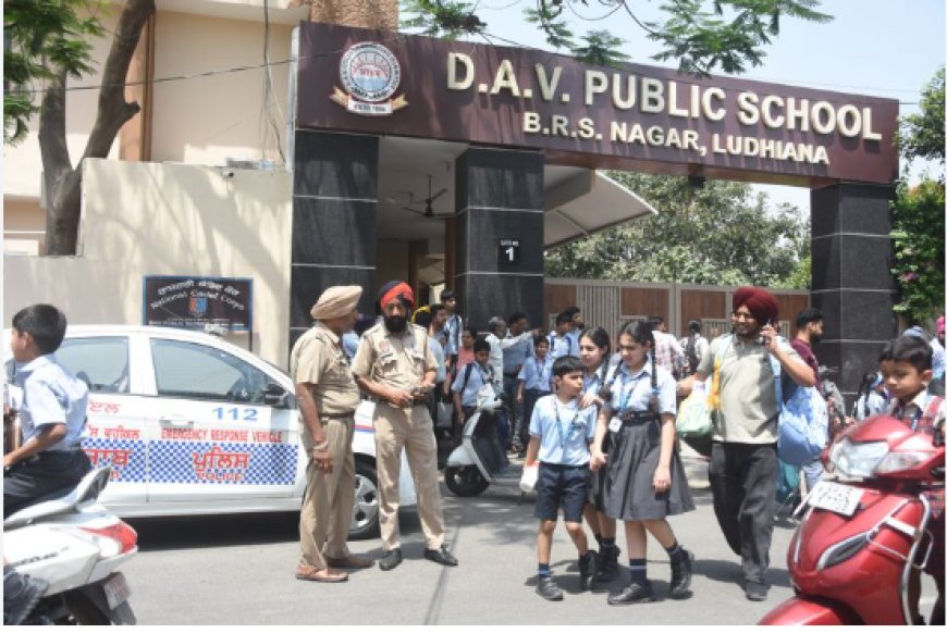 लुधियाना के नामी स्कूलों को बम से उड़ाने की धमकी, परीक्षा के दौरान मचा हड़कंप