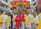जन्माष्टमी पर पटेल नगर में निकली भव्य शोभायात्रा, माँ झंडेवाली के डोले ने मोहा श्रद्धालुओं का मन
