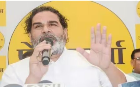 पैसे बांटकर फोटो खिंचवाने के लिए पप्पू यादव हैं’, प्रशांत किशोर का तंज